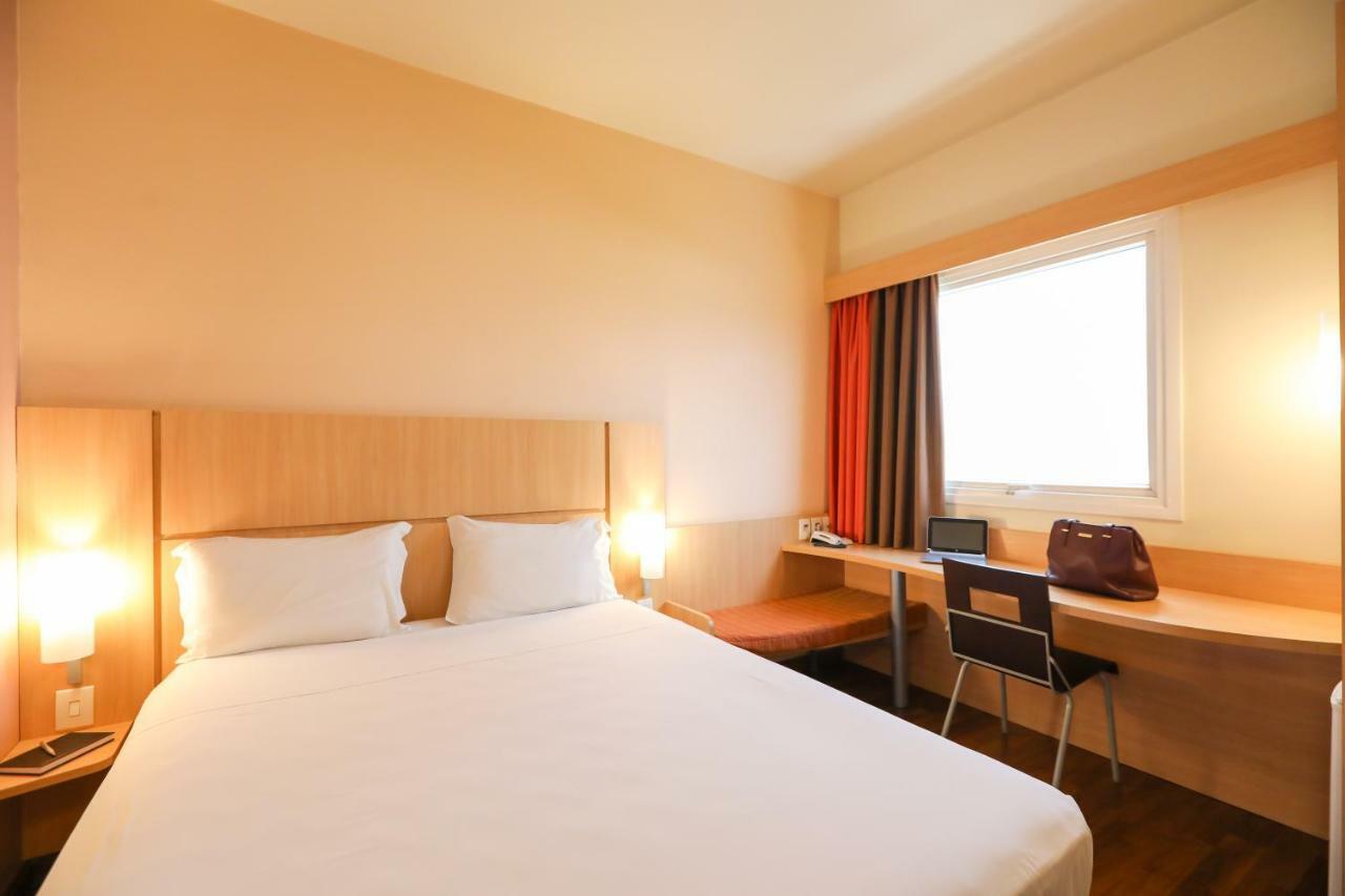 Ibis Montes Claros Shopping Hotel Buitenkant foto