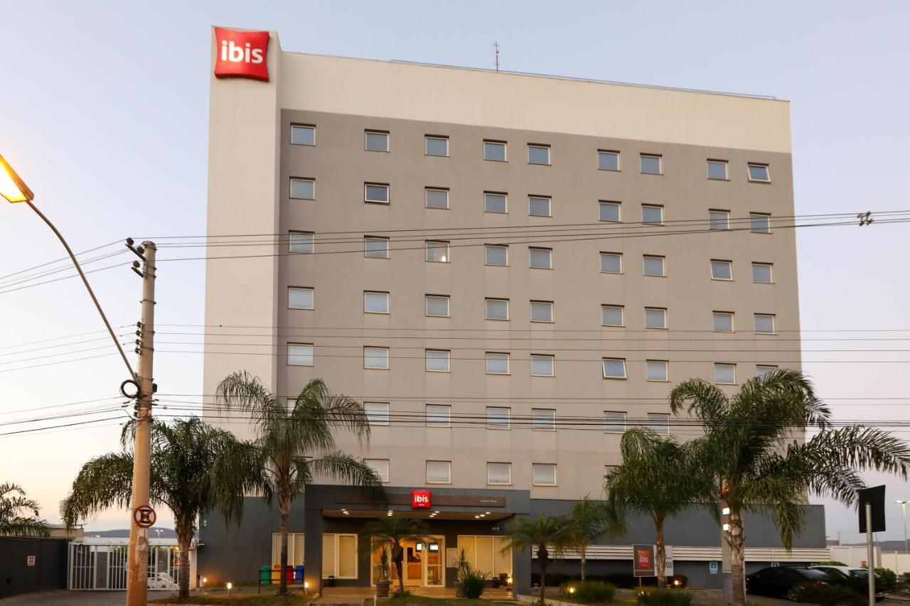 Ibis Montes Claros Shopping Hotel Buitenkant foto